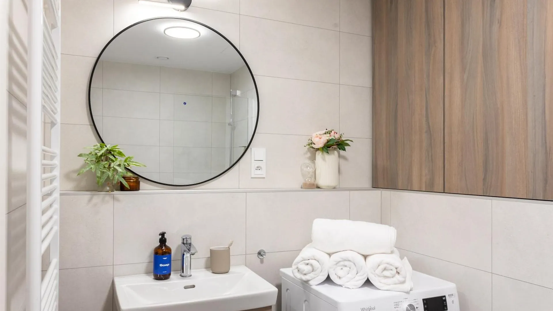 Baby Friendly Apt With Terrace And Ac In Karlin By Prague Days Apartment